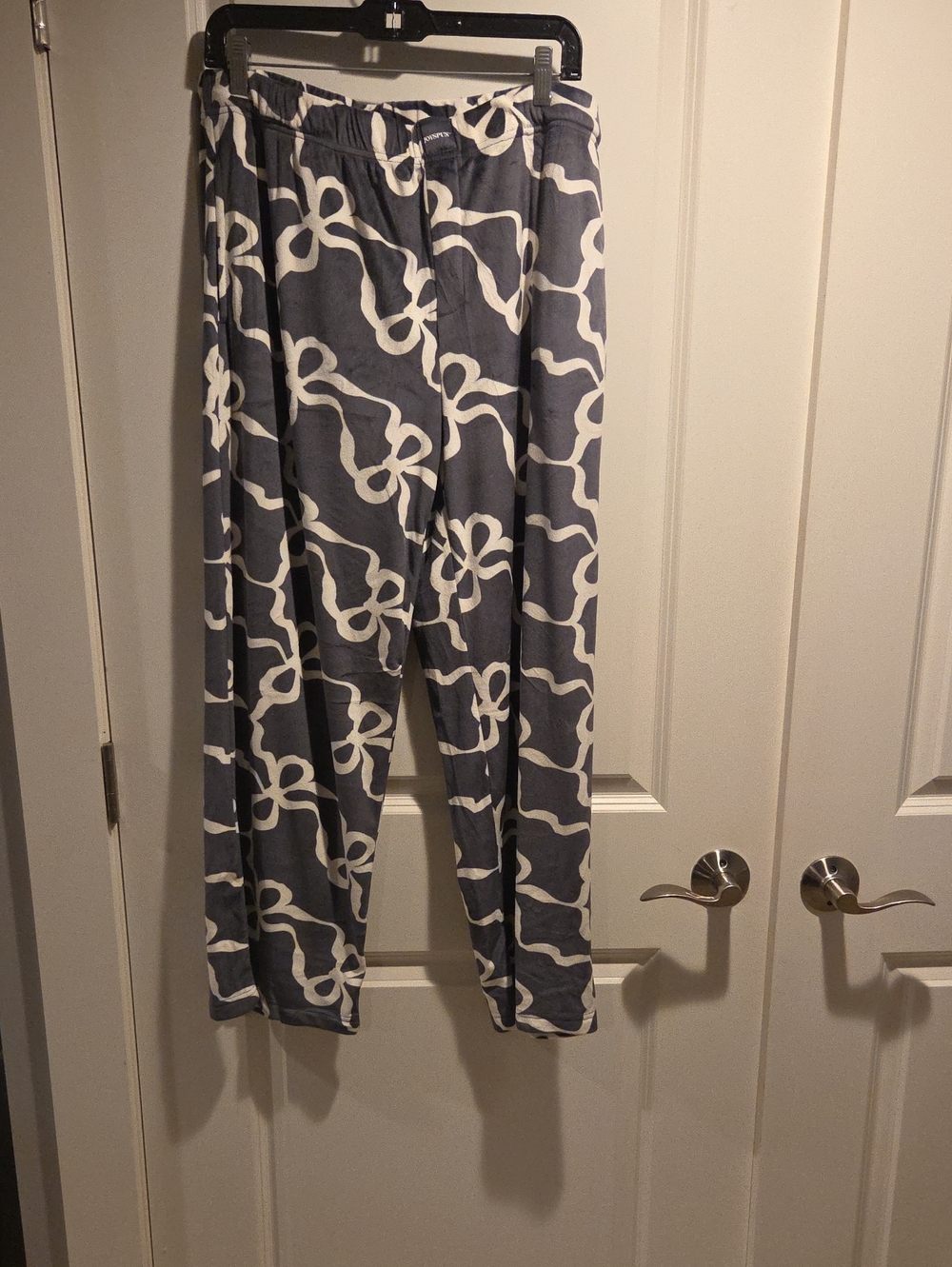 Relaxed Knit Lounge Pants in Gray White Print